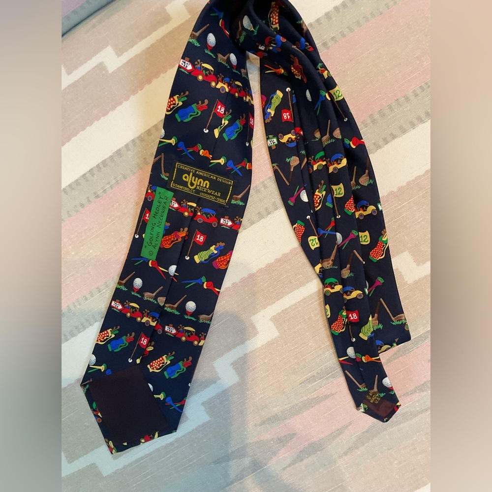 Alynn Silk Tie